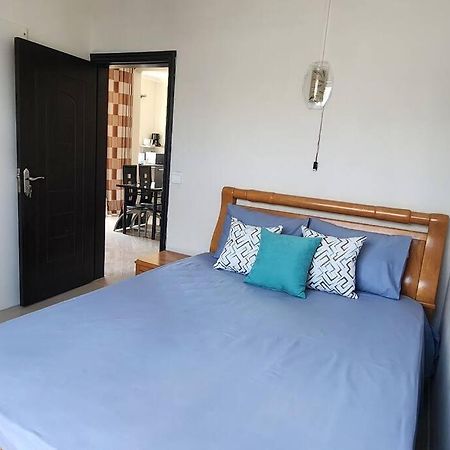 Number 9, 2Nd Floor,Pebble Bay Appartments غراند بايَ المظهر الخارجي الصورة