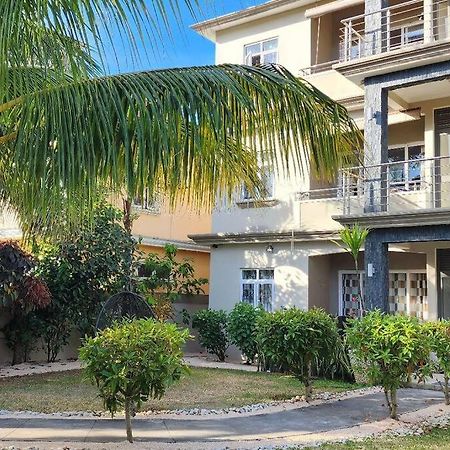Number 9, 2Nd Floor,Pebble Bay Appartments غراند بايَ المظهر الخارجي الصورة